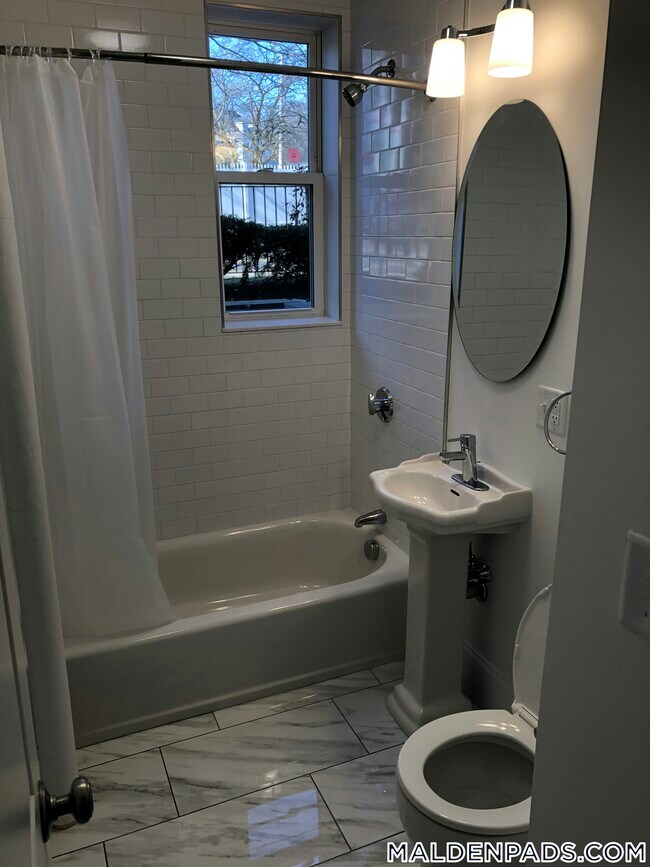 Foto del edificio - 475 Highland Ave