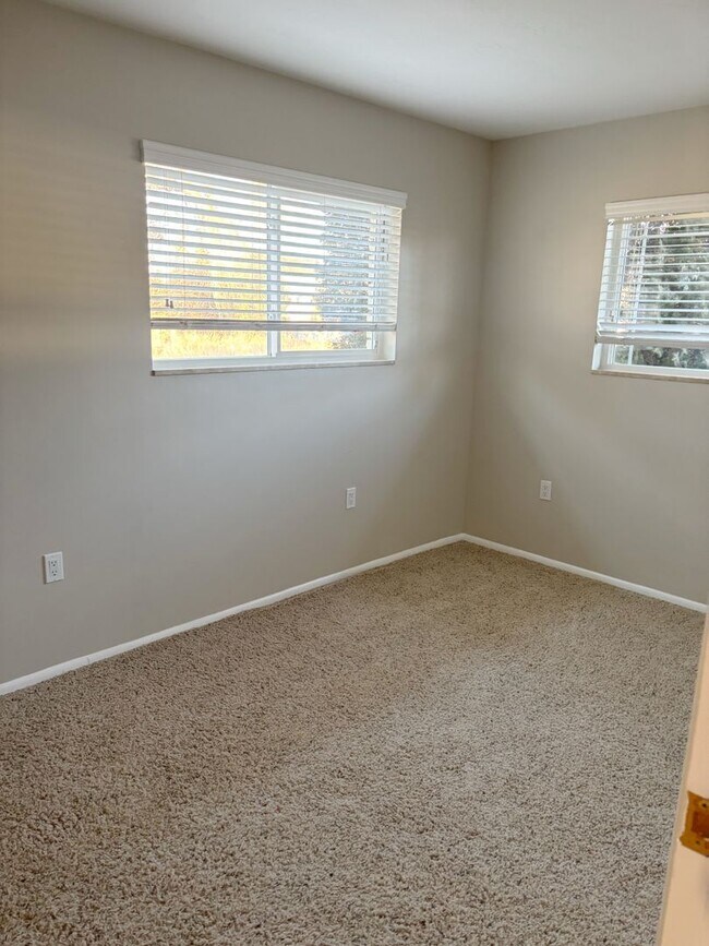 Foto del edificio - Spacious 6 Bed / 3 Bath Home in Rigby!