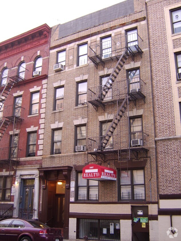 Building Photo - 2407 Beaumont Ave