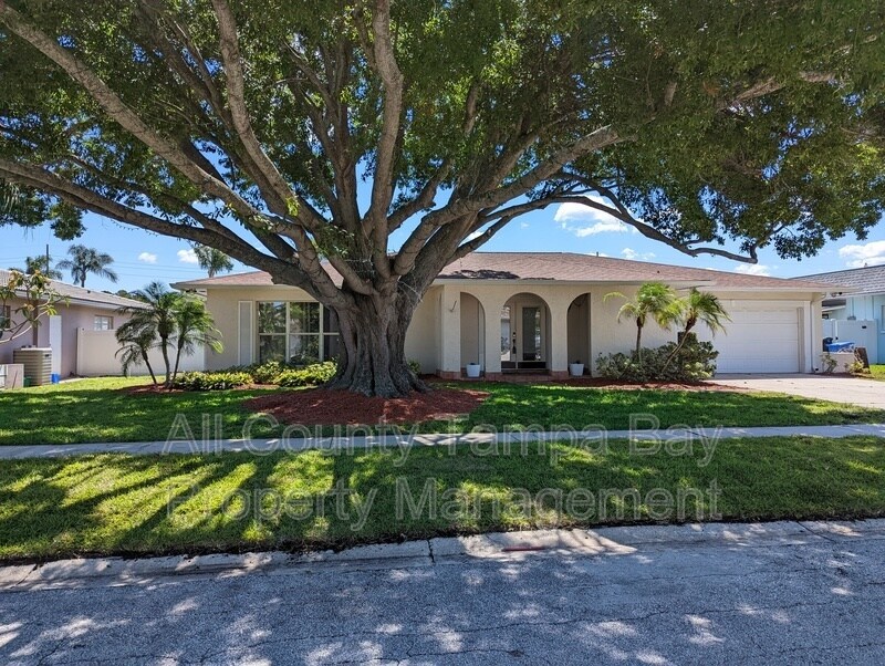 Foto principal - 3931 Venetian Way
