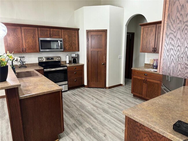 Foto del edificio - 5087 Woodhaven St S