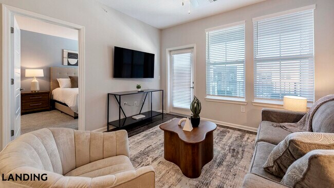 Foto del edificio - 5340 Periwinkle Hl Ave