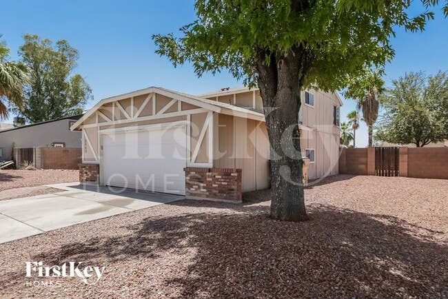 Building Photo - 6849 West Yucca Street