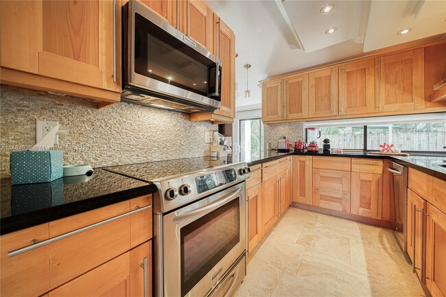 Foto del edificio - 2918 Whitehead St