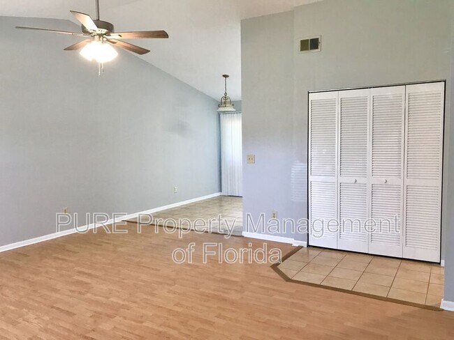 Building Photo - 3085 SW 97th St