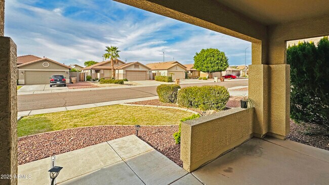 Building Photo - 20941 N 84th Dr