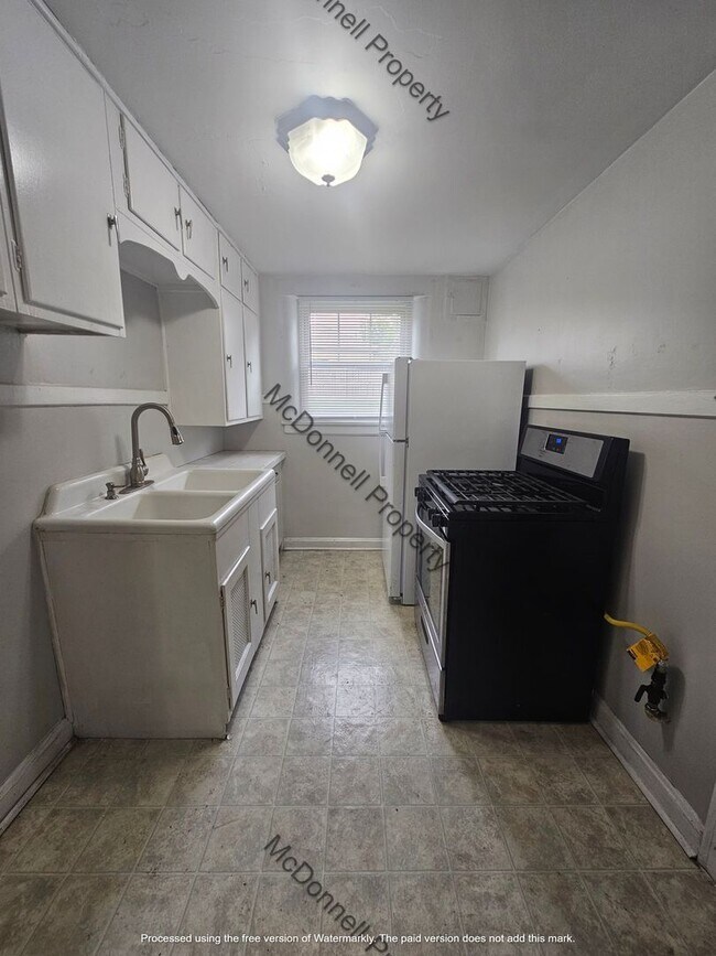 Foto del edificio - 2612 N Harrison St