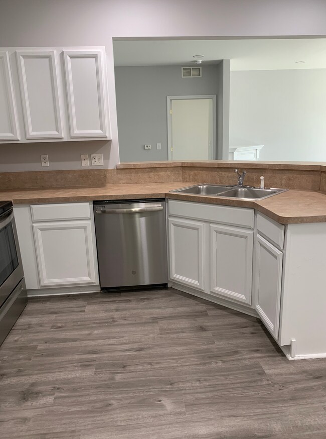 Foto del edificio - 17106 Chesapeake Cir
