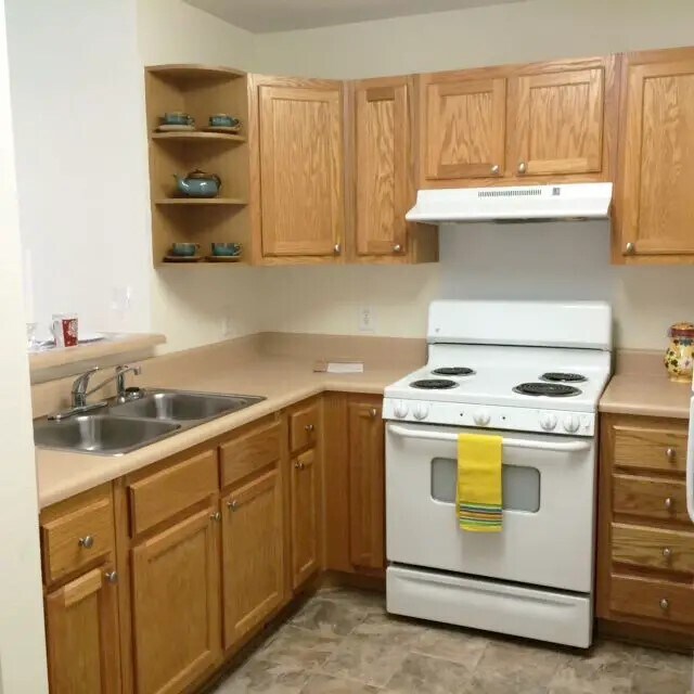 Building Photo - 419 Farr Rd