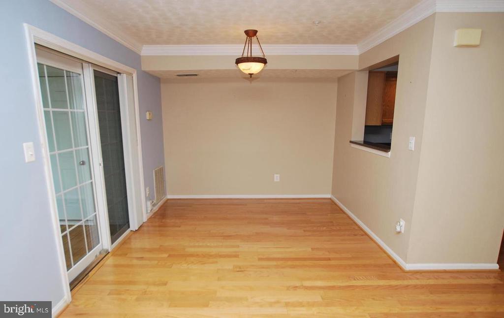 Foto principal - 1013 Hillside Lake Terrace