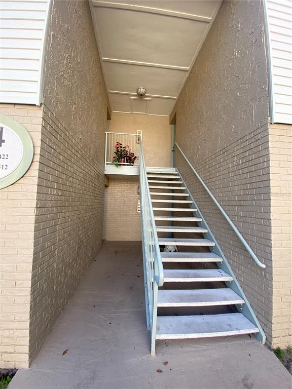 Foto del edificio - 7210 N Manhattan Ave