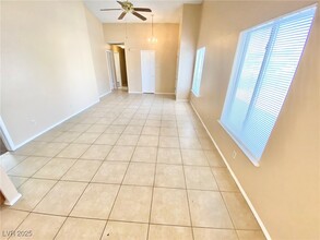 Building Photo - 4420 Faberge Ave