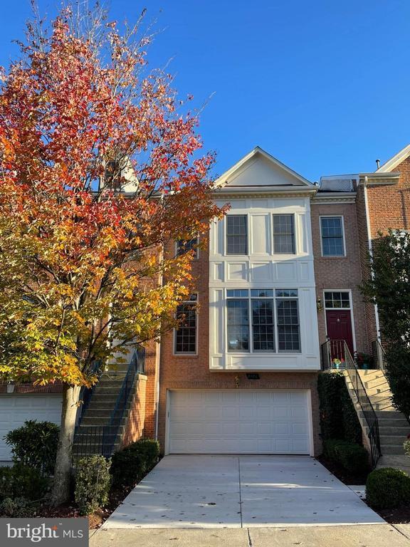 Foto del edificio - 8406 Bells Ridge Terrace