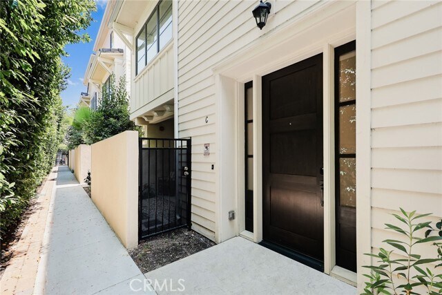 Building Photo - 22 E Colorado Blvd