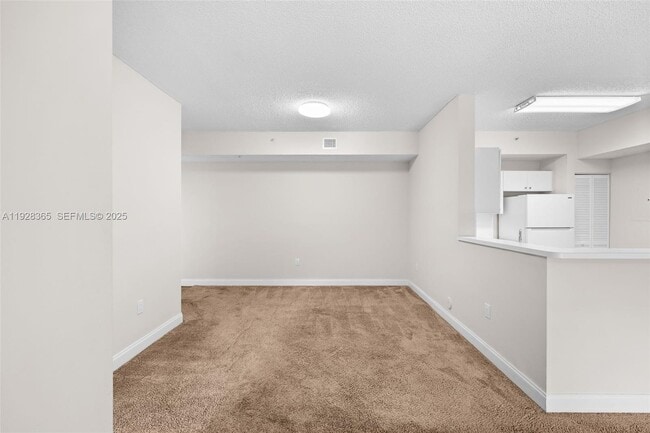 Foto del edificio - 6976 SW 39th St