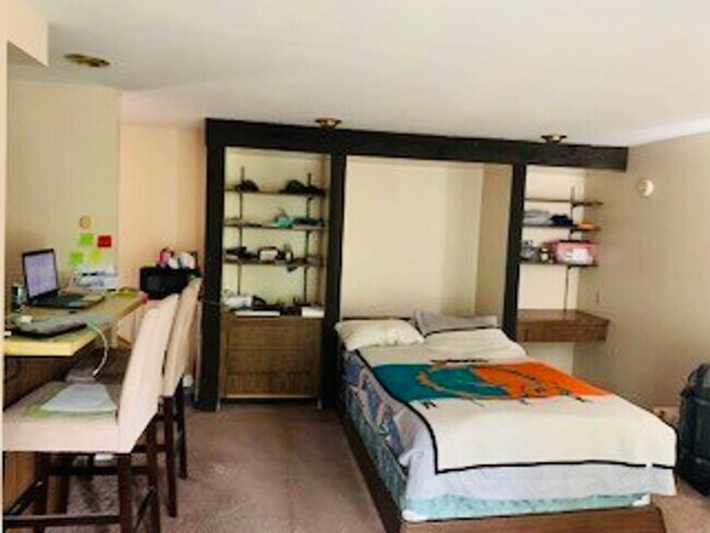 Foto del edificio - 2026 Summit St