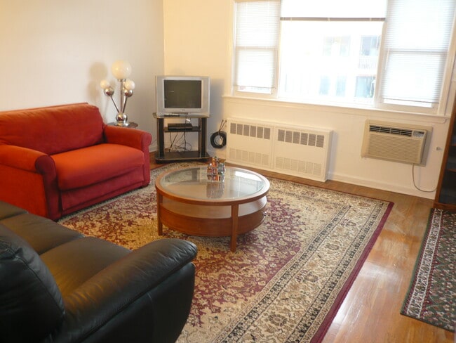 Photo - 3250 34th St Apartments