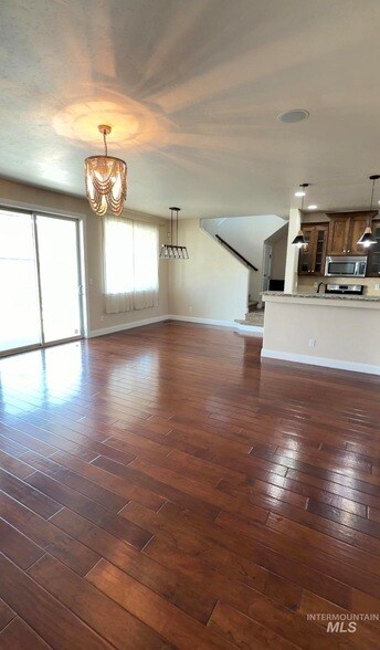 Foto del edificio - 4678 N Elmstone Ave