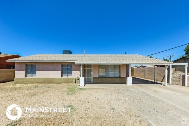 Building Photo - 2028 N 48th Ln