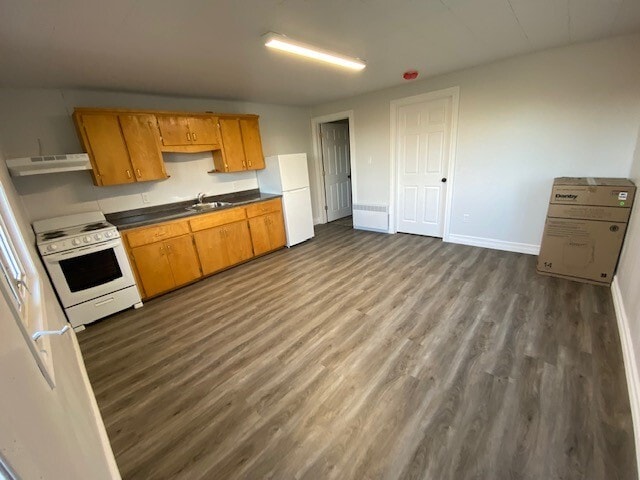 Building Photo - 2029 Church Rd