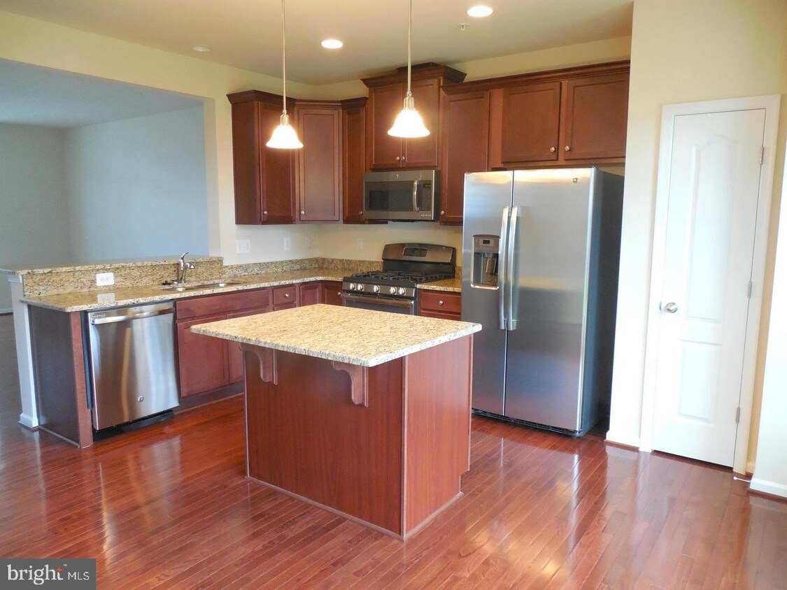 1102 Frontline Dr, Frederick, MD 21703 Townhouse for Rent in