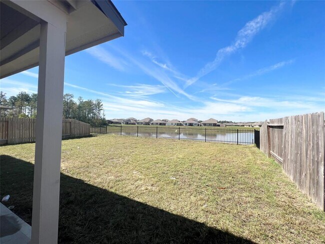 Building Photo - 14633 E Pine Heart Dr