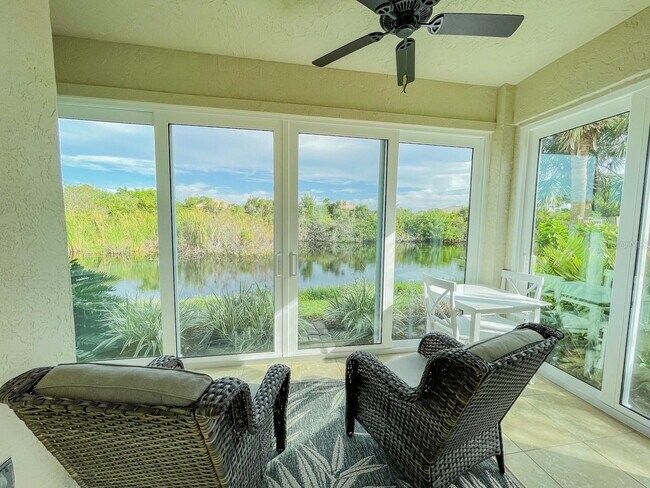 Foto del edificio - Beach and Downtown Venice! Furnished ground floor condo! Gorgous!
