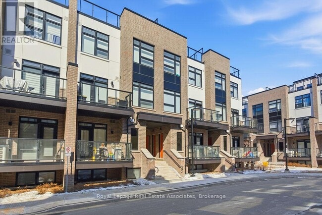 Building Photo - 1569 Rose Way