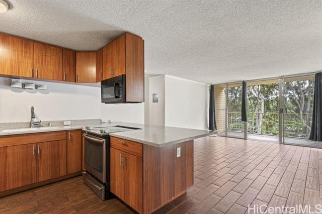 Building Photo - 95-2044-2044 Waikalani Pl