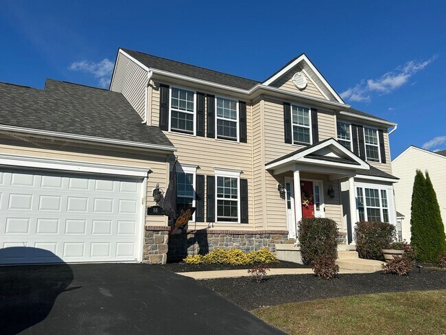 Foto del edificio - 84 Laks Ct