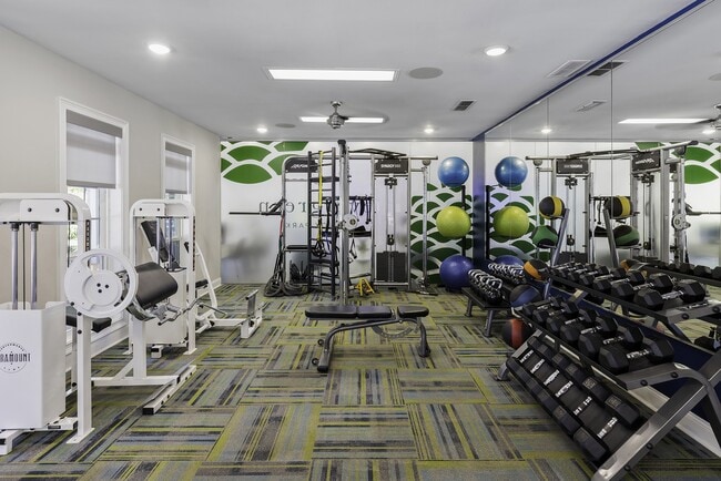 Foto del edificio - Evergreen Lenox Park