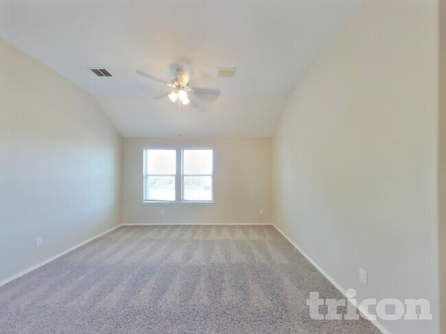 Building Photo - 2304 Eppright Dr