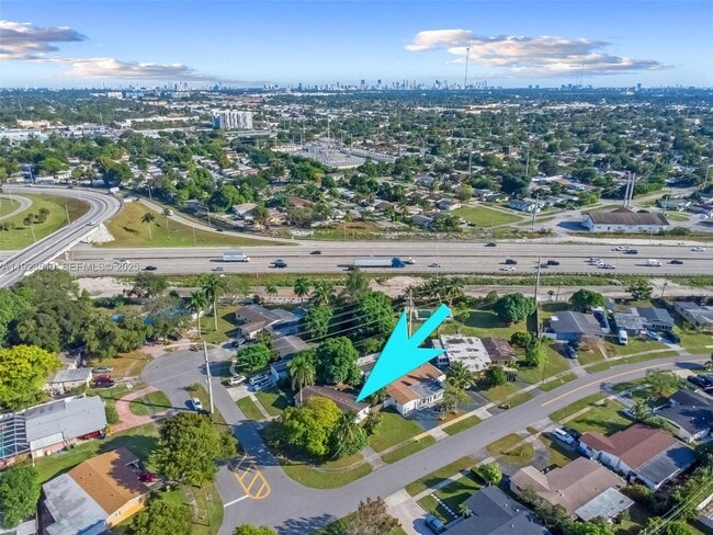 Building Photo - 601 SW 64th Pkwy