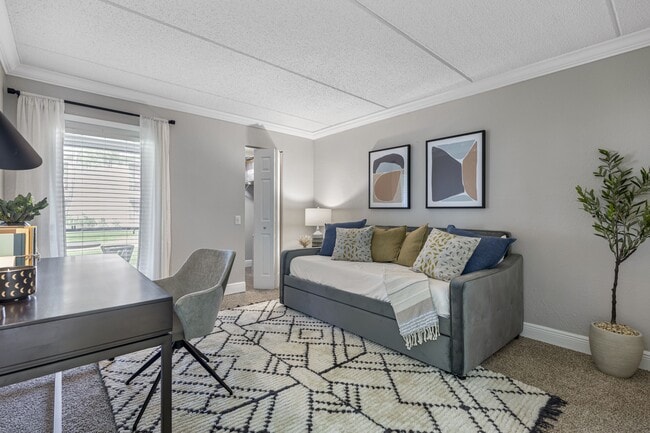 Building Photo - Palm Court at Wellington Apartments