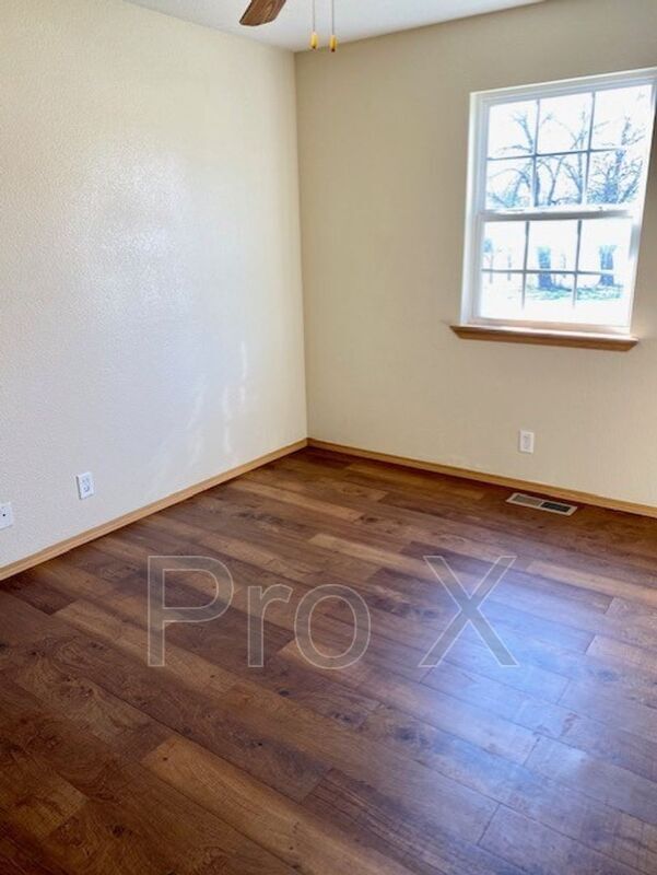 Building Photo - 4545 E Zora St