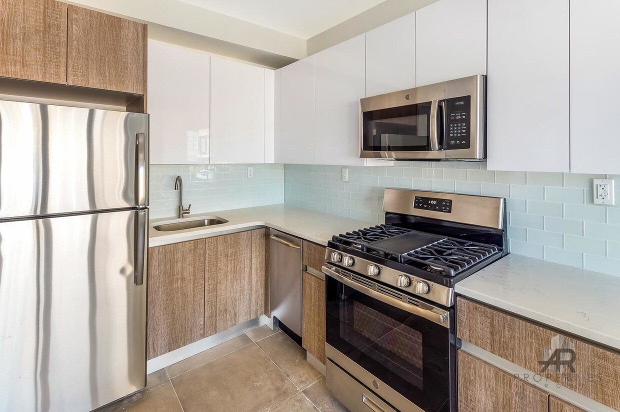 Foto principal - 177-18 Wexford Terrace