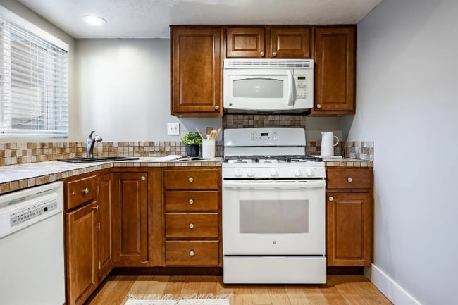 Photo - 1277 Alta Hts House
