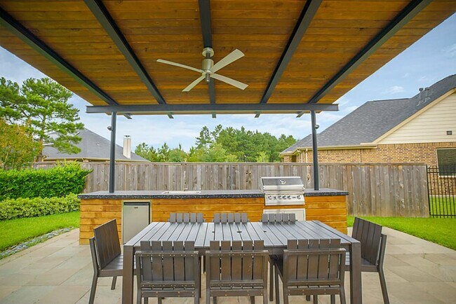 Foto del edificio - 63 Deer River Cir