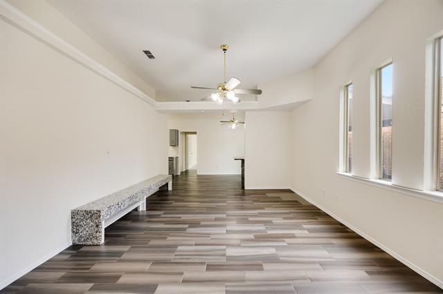 Foto del edificio - 2414 Markland St