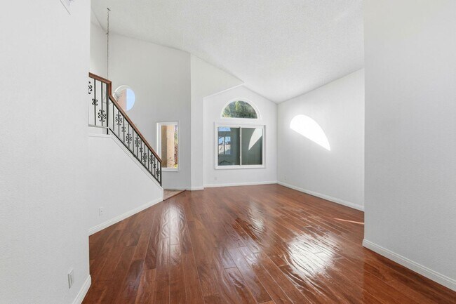 Foto del edificio - 44648 17th St E