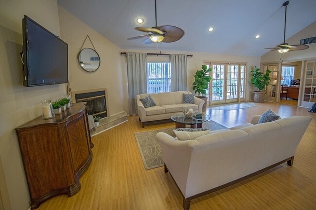 Interior Photo - Monterey Lakes Apartments