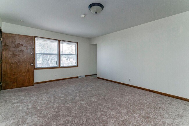 Foto del edificio - 4208 Marquette Dr