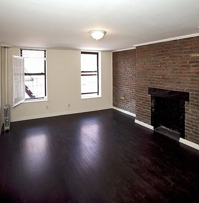 Foto del edificio - 39 East 1st Street