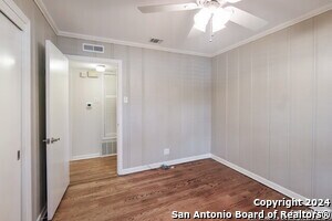 Building Photo - 255 Millwood Ln