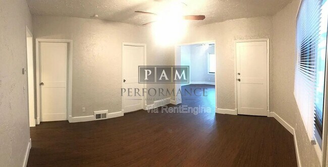 Foto del edificio - 313 E Lincoln Ave