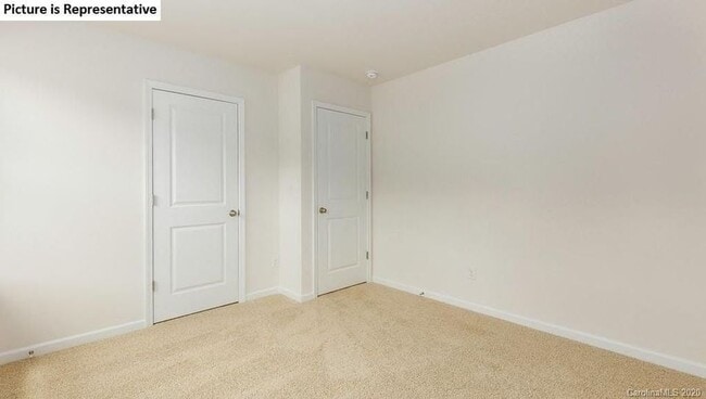 Building Photo - 154 Calderdale Ln