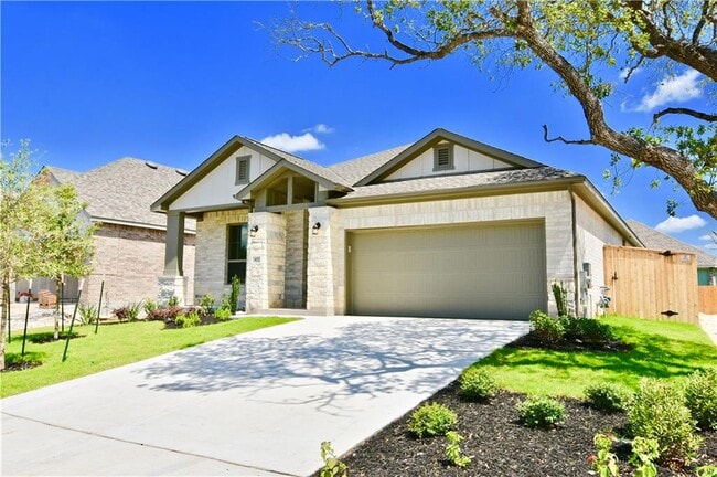 Building Photo - 877 Whitetail Dr