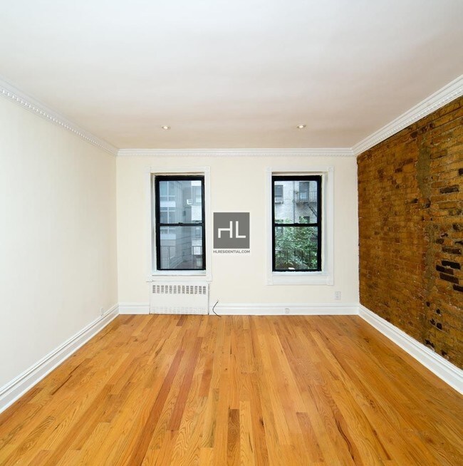 Foto del edificio - 242 E 75th St