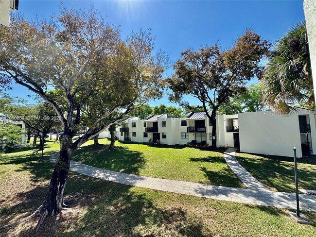 Foto del edificio - 3610 SW 114th Ave