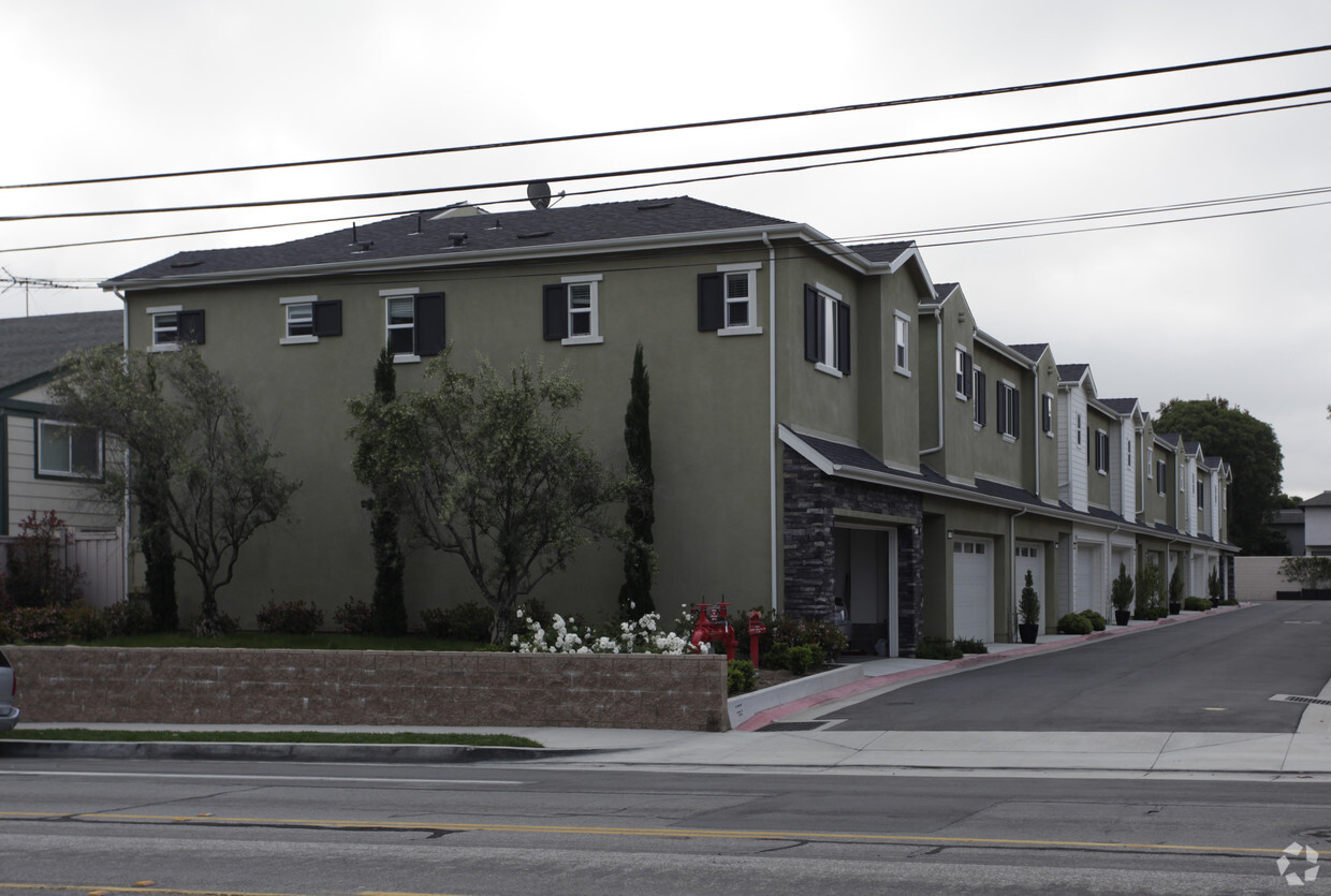 Foto del edificio - Newport Court